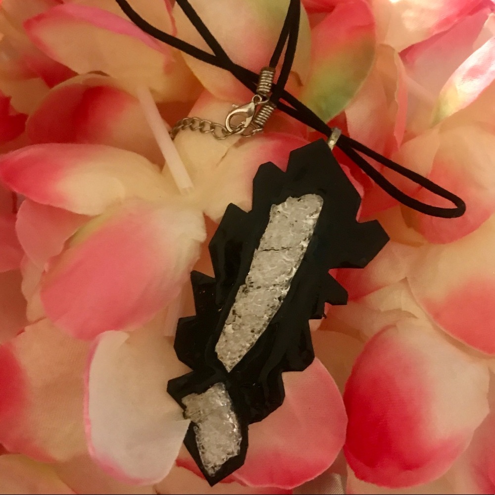🖤🤍Necklace🤍🖤